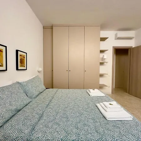 Grand Navigli Apartment Milan